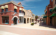 Hotel vicino Outlet